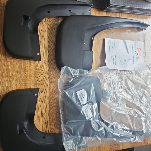 Tailored mud flaps set - tailored,