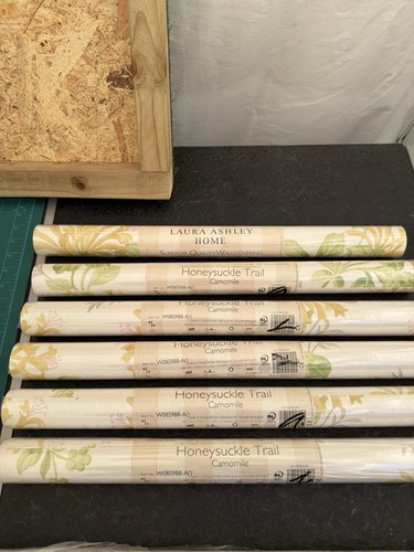 Laura ashley honey suckle - laura,