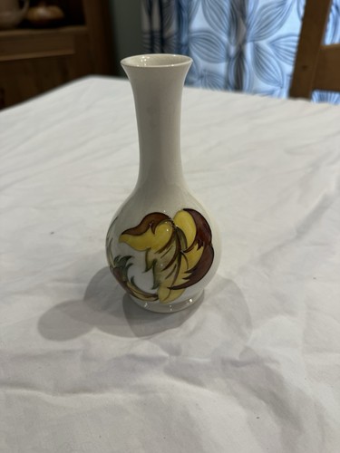 Walter moorcroft pottery - moorcroft,