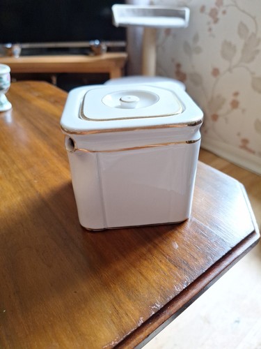 Wedgwood cube square tea pot - wedgwood,