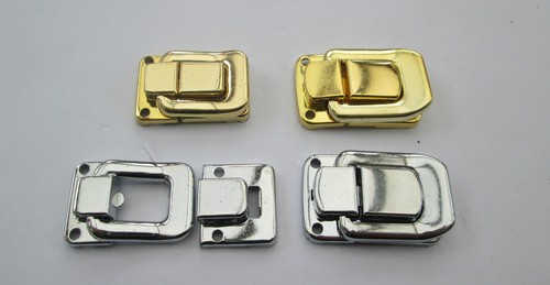 Toggle case catch latch trunk - toggle,