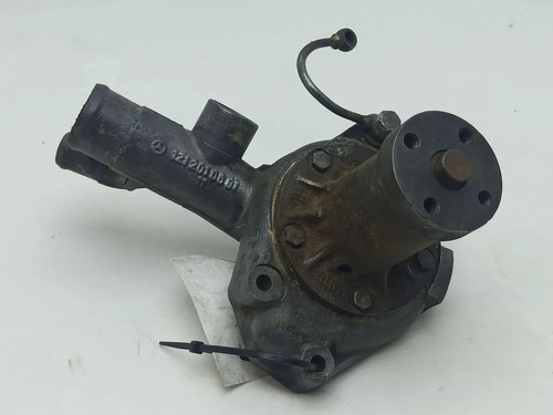 Mercedes benz w115 - w115, water