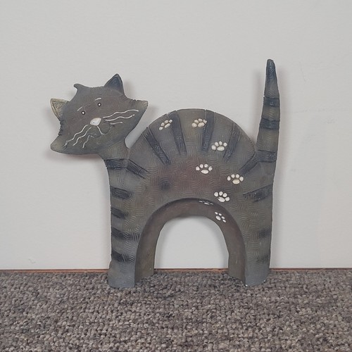 Artforum cat figure tabitha - artforum,