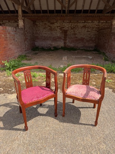 Antique pair edwardian tub - of,