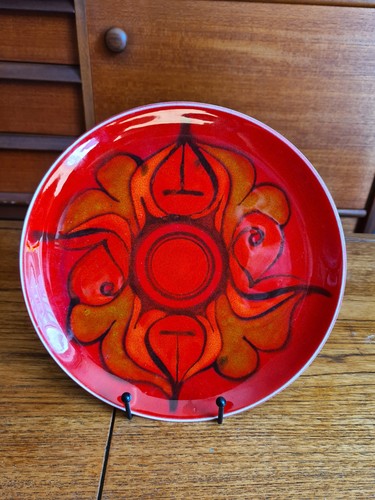 Vintage poole pottery plate - poole,