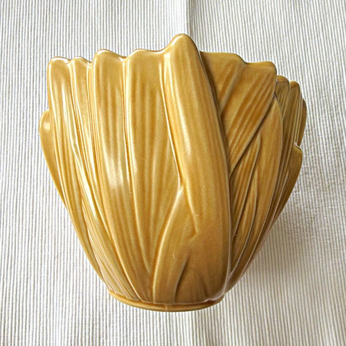 Sylvac 2483 beige ceramic