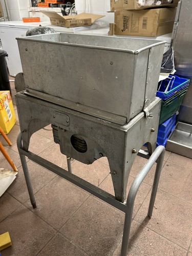 Potato chips chipper cutter - chipper,