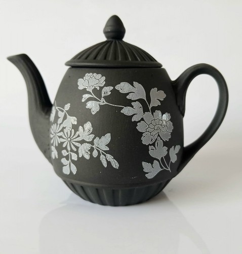 Wedgwood jasper basalt black - ?,