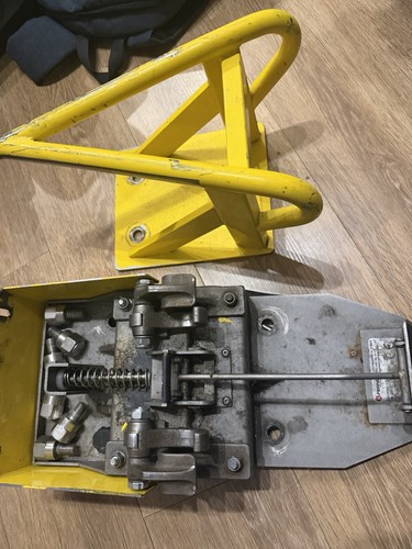 Ferno stretcher lock and load - ferno,