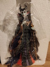 Disney showcase collection - disney,