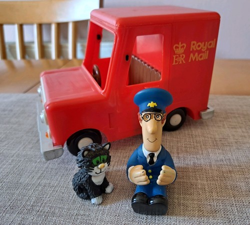 2003 postman pat royal mail - postman,
