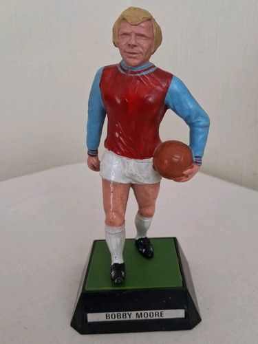 Vintage bobby moore - vintage, west