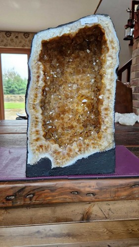 Citrine geode 435 crystal - geode,