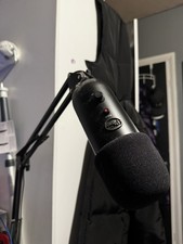 Blue Yeti USB Microphone With