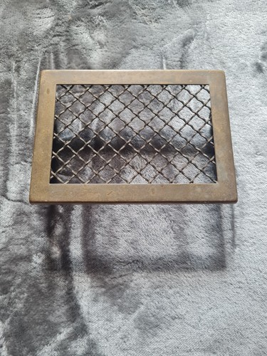 One old vintage - one, grate