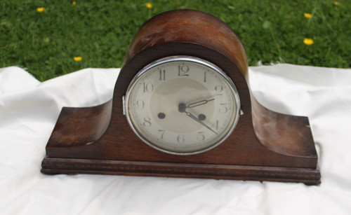 Vintage mantle clock - mantle,