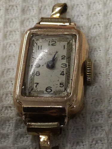 Everite ladies 9ct gold watch - ladies,