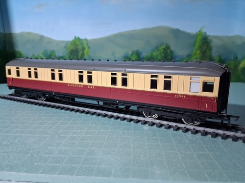 Hornby gauge coach r4182 - hornby, oo