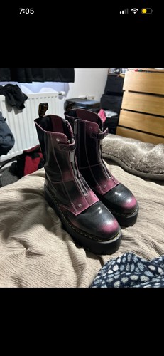 Martens size limited - size,