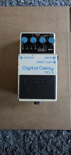 Boss delay guitar pedal - delay,