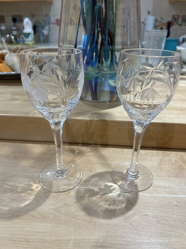 Unmarked pair stuart - pair, of