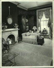 1981 Press Photo Example of a decorated room with a French armoire - hcp03859