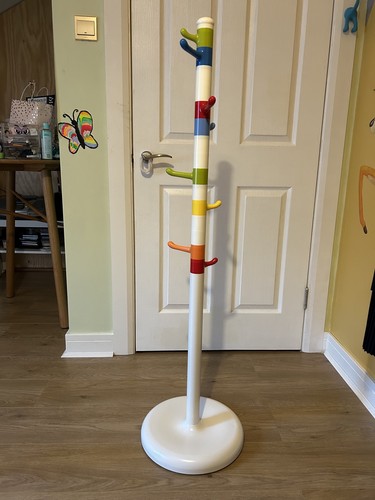 Memphis style ikea standing - memphis,