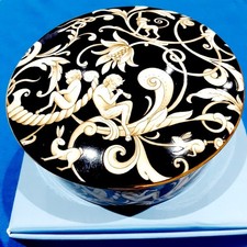 VTG 1995 Wedgwood Cornucopia
