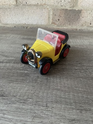 Vintage brum friction toy 2001 - brum,