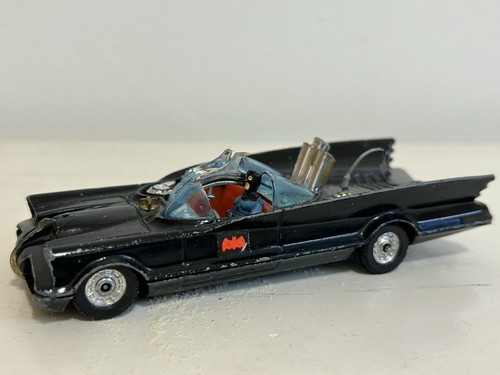 Corgi batman batmobile car - corgi,