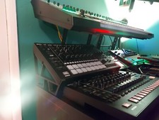 Roland Aira TR-8s TR-8 MC-707 Lifting Desktop Studio Stand Two Tier Effect