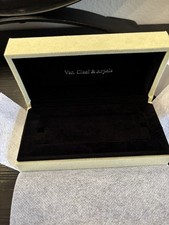 Van Cleef & Arpels Bracelet Box