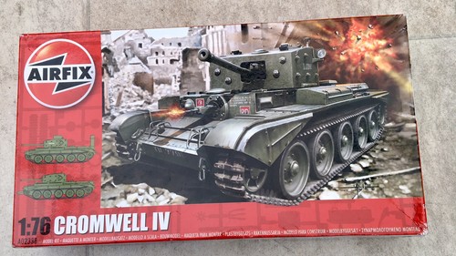 Vintage airfix cromwell - airfix, iv
