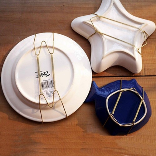 Wire plate hangers white wall - wire,