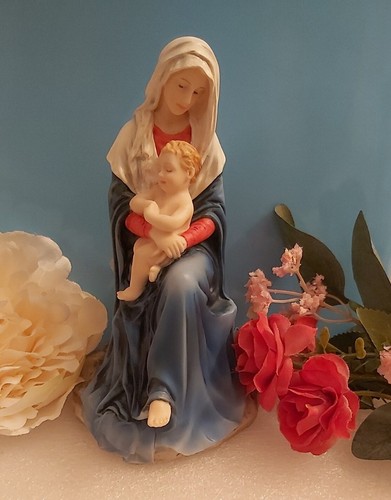 Virgin mary madonna child - mary,
