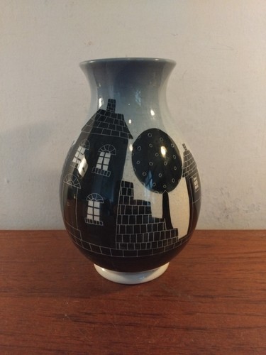 Moorland pottery burslem vase - moorland,