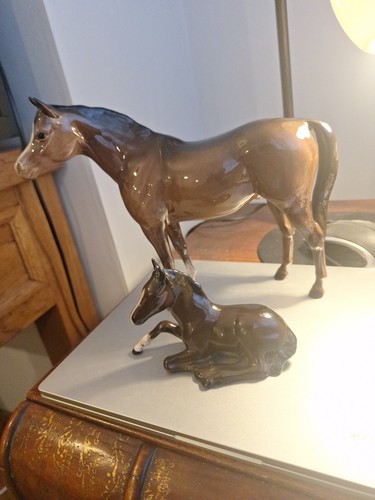 Beswick horse and foal - horse,
