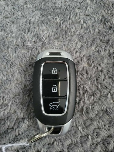 Genuine hyundai button - hyundai,