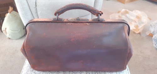 Vintage leather gladstone bag - vintage,