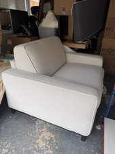 NATUZZI Stunning Chair /