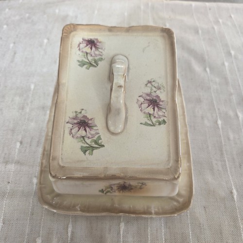 Vintage floral ceramic covered - vintage,