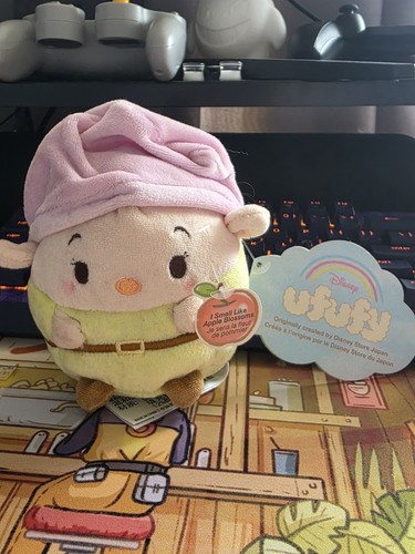 Disney ufufy plush - plush, dopey