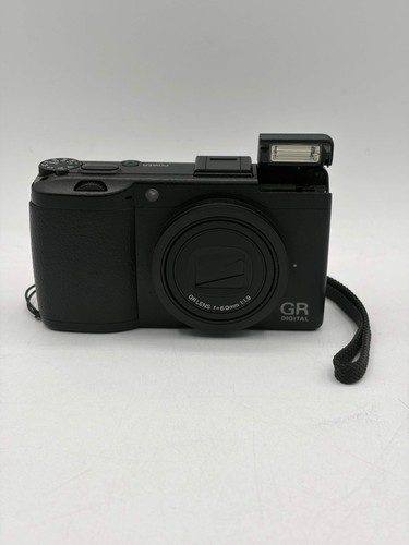 Ricoh digital iii compact - gr,
