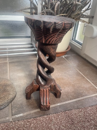 Small table pedestal - table,