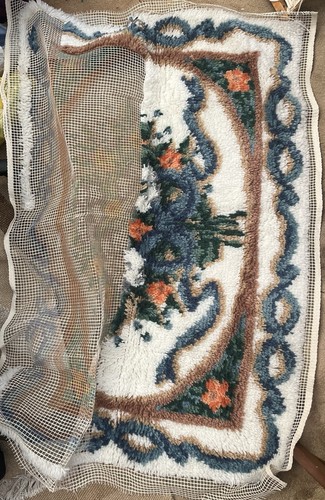 Pure new wool rug - new,