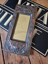 Antique vintage Arts and