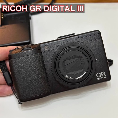 Ricoh digital iii - gr,
