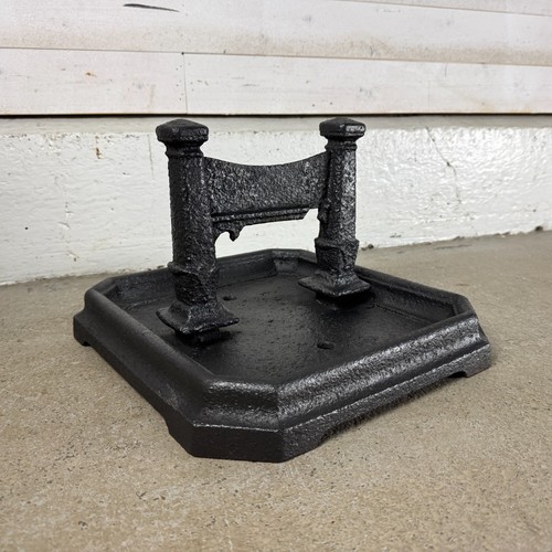 Victorian cast iron boot - cast,