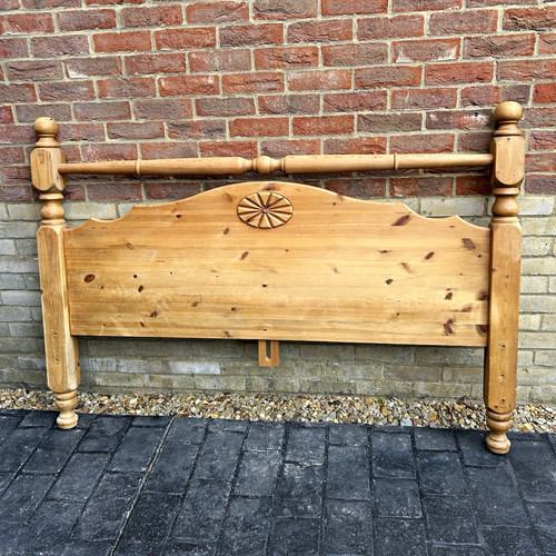 Solid pine king size bed-