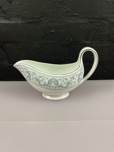 Wedgwood white dolphins r4652 - white,